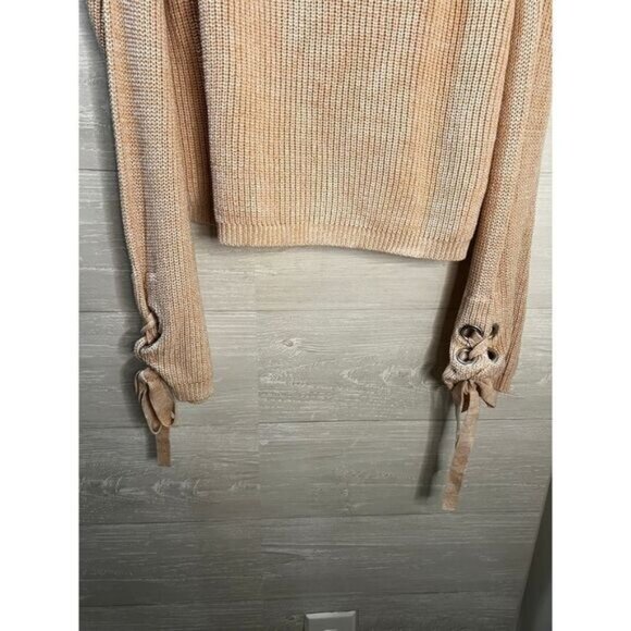 LOVE BY DESIGN Lace Up Flared Sleeve Ribbed Knit Sweater Medium - Picture 5 of 5